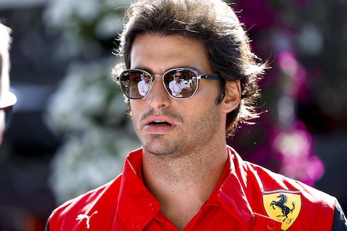 Sainz: «Con Binotto ho un rapporto speciale. In Ferrari le voci ci sono sempre»