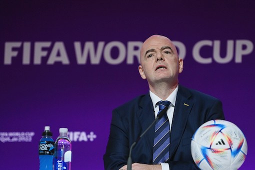 Infantino si crede Kennedy e spaccia Putin e Al-Thani per sinceri democratici (Damascelli)