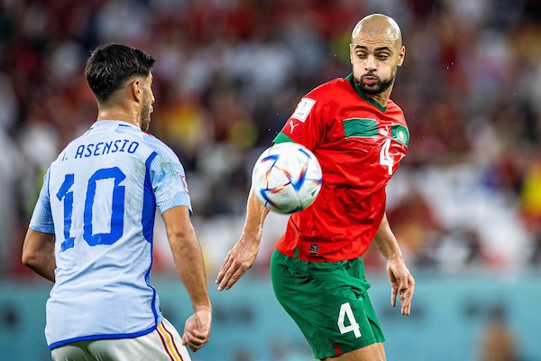 Amrabat, il Barcellona ha pronti 40 milioni per il centrocampista della Fiorentina (Mundo Deportivo)