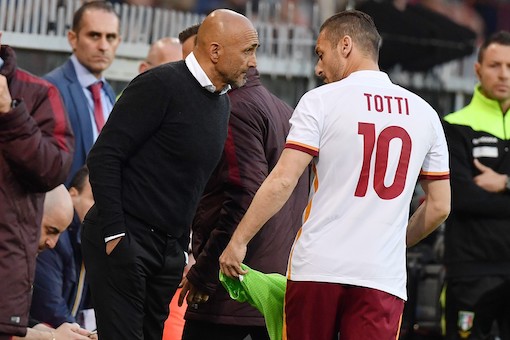 Totti-Spalletti pace vicina, le Iene ci provano. Totti: «Ora deve vincere uno scudetto»