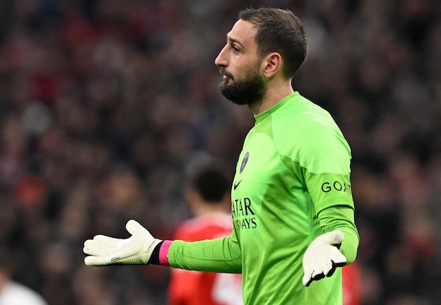 I piedi di Donnarumma preoccupano il Psg. Luis Enrique: «È stato superbo»