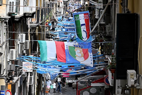 Napoli-Salernitana spostata per ordine pubblico eppure la festa la trasmetterà solo Dazn