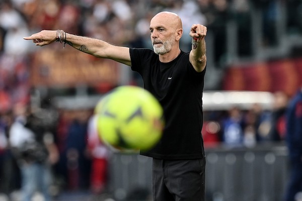 Pioli: «Leao non ce la fa. Abbiamo fatto il provino oggi ma non era in condizione» 