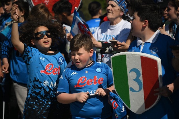 Film sullo scudetto del Napoli: il primo giorno ha avuto 2.400 spettatori (incasso 30mila euro)