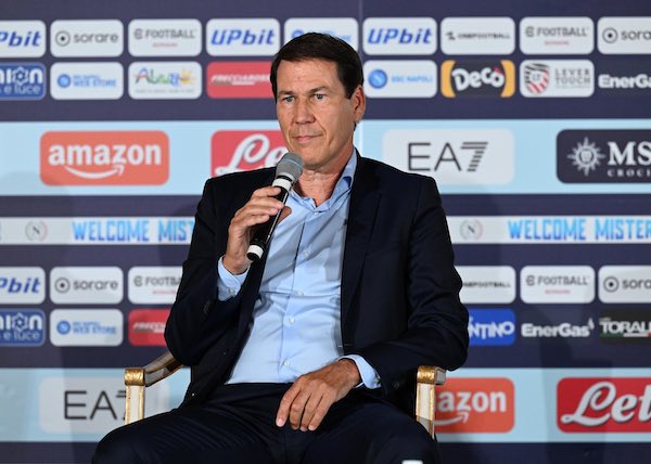 Rudi Garcia: «Il 4-3-3 sta come un guanto a questo Napoli ma serve anche saper cambiare modulo»