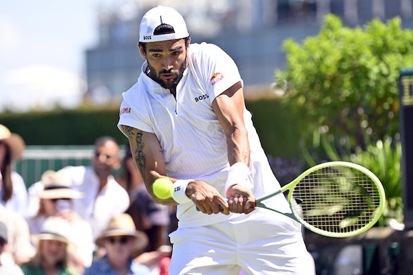 Berrettini salta anche il Roland Garros: «Non sono ancora pronto, tornerò per i tornei sull’erba»