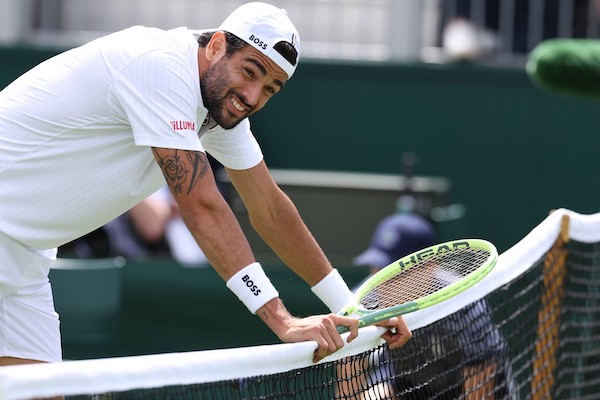 Berrettini: «Ho conosciuto il buio e il buio sembra non avere fine. Ho pensato anche di mollare»