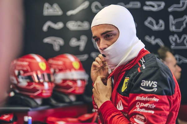 Leclerc: «Riusciamo a fare le pole, ma non a prendere punti» (Gazzetta)