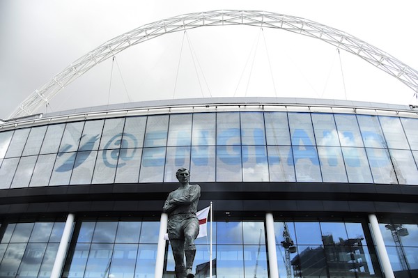 Wembley, non illuminano l’arco con i colori israeliani e la comunità ebraica protesta (Telegraph)