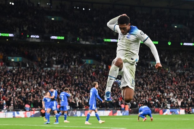 L’Italia crolla a Wembley e ne prende tre (a uno). Bellingham è poesia