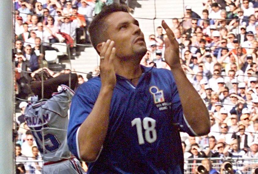 Baggio a trent’anni dal rigore sbagliato a Usa 94: «Non bisogna farsi sconfiggere dalla sofferenza»