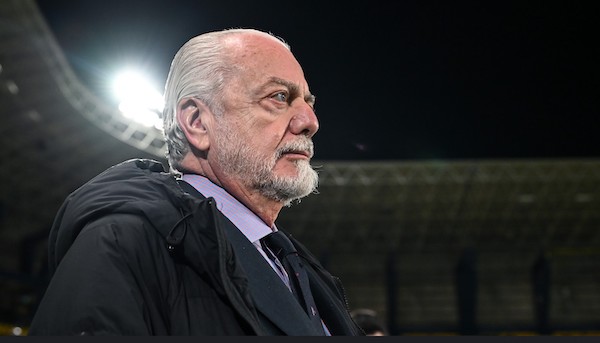 De Laurentiis: «Il Napoli dimostra che un altro calcio è possibile, come vincere rispettando le regole»