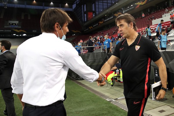 Milan, la petizione dei tifosi: “Non meritiamo un allenatore come Lopetegui”