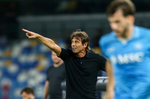 Pagelle – Conte ha liberato il Napoli dall’estetica (alleluia) e Kvaratskhelia dalla sua mattonella