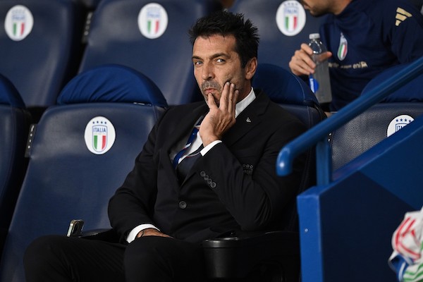 Buffon: «Tre anni fa dissi ad Agnelli che avrei preso Motta alla Juve, ma sostituisce un mostro sacro come Allegri»