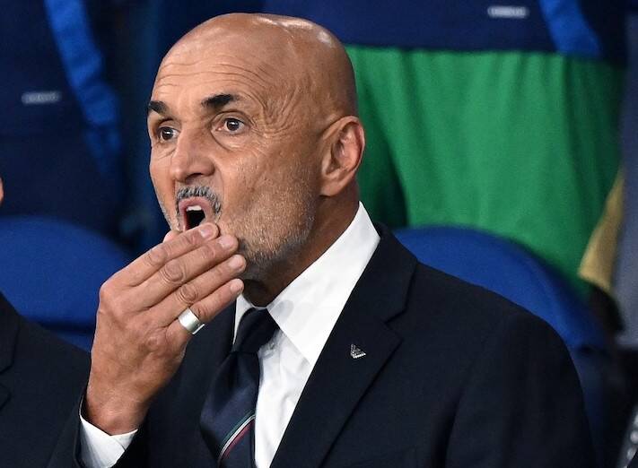 Spalletti sta rispettando i codici del commissario tecnico, diversi dall’allenatore da campo (Zazzaroni)