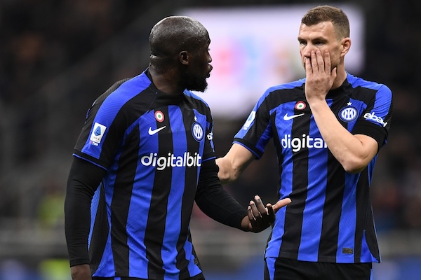 Dzeko punge Lukaku: «Nella finale di Champions ebbe 30 minuti per fare la differenza e invece…»