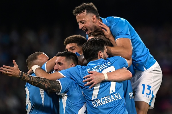 Napoli sul podio in Europa: 11 calciatori a segno dall’inizio di stagione, solo Brighton e Bayern hanno fatto meglio