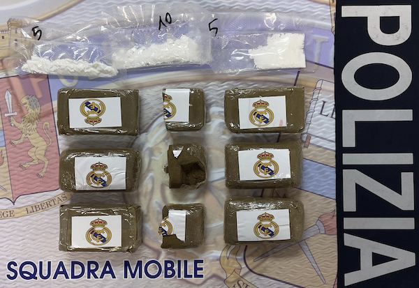 Campobasso, arrestato un giovane spacciatore con droga marchiata “Real Madrid”