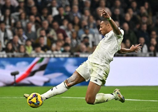 Il Real Madrid riscopre i gol da fuori area, Mbappé e Valverde i trascinatori del 4-2 col Siviglia (Relevo)